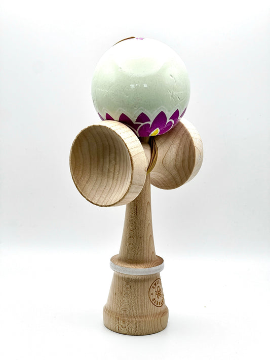 NONOKA KYODO - PRO MODEL - LEGEND SHAPE - KENDAMA - B-GRADE